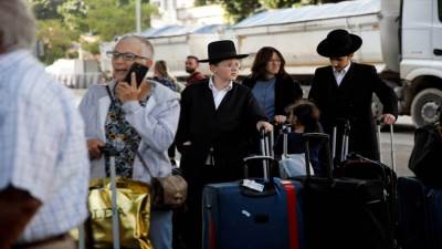 عاجل.. 100 ألف إسرائيلي هربوا من فلسطين المحتلة خلال عامين 