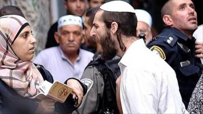  الاحتلال والمستوطنون يواصلون جرائم التهجير والاعتداءات بحق الفلسطينيين بالضفة الغربية