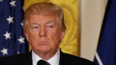 فاينانشيال تايمز تعلق على نهج الرئيس الأمريكي ترامب في التعامل في المفاوضات مع روسيا