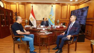 محافظ كفر الشيخ يبحث مع وفد الإسكان موقف المشروعات