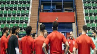 الأهلي يفوز على الزهور في افتتاح دوري اليد