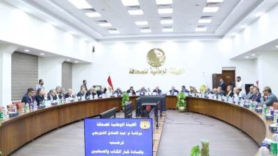 عاجل.. شيوخ المهنة وكبار الكتاب في نقاش صريح حول رؤية تطوير المحتوى والخطاب الإعلامي