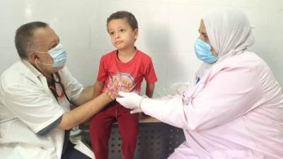 حياة كريمة.. توقيع الكشف الطبي المجان على 1182 مواطنا بقرية العور بالمنيا 