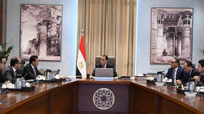 رئيس الوزراء يلتقي وزير الشباب والرياضة 