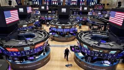 لأول مرة.. مؤشر البورصة الأمريكية يقترب من الإغلاق فوق حاجز 46 ألف نقطة