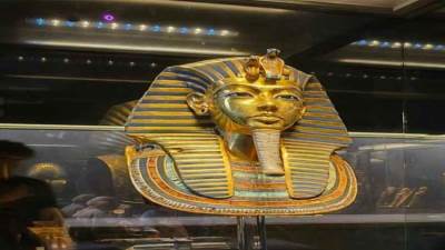 نقل مقتنيات توت عنخ آمون إلى المتحف المصرى الكبير