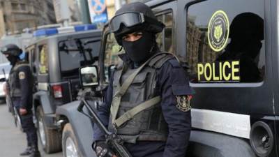 كشف ملابسات تداول فيديو بقيام 3 أشخاص بإشهار أسلحة بيضاء والتلويح بها بالإسماعيلية