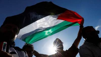 "فورين بوليسي": الاعتراف بالدولة الفلسطينية يتطلب خطوات عملية وضغطًا حقيقيًا على إسرائيل