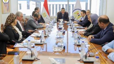 هيئتا التأمين الصحي الشامل والشراء الموحد يناقشان تعزيز التكامل الصحي مع القطاع الخاص