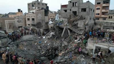 استشهاد 15 فلسطينيًا بينهم 11 في مدينة غزة بقصف لجيش الاحتلال الإسرائيلي