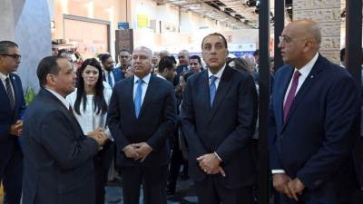 رئيس الوزراء يعلن إطلاق الاستراتيجية الوطنية للحرف اليدوية 