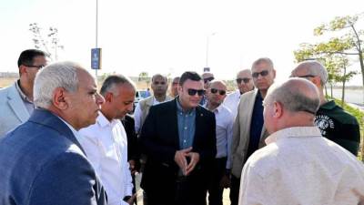 وزير الإسكان يختتم جولته اليوم بتفقد مشروع سكني والطرق والمحاور بمدينة بدر