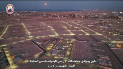 وزير الإسكان يُعلن الانتهاء من مشروعات الكهرباء والإنارة بالتجمعات البديلة بمنطقة "شمس الحكمة"