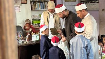 «بيت الزكاة والصدقات» ينتهي من دعم 13 ألف طالب في مبادرة «دعم حَفَظة القرآن الكريم»