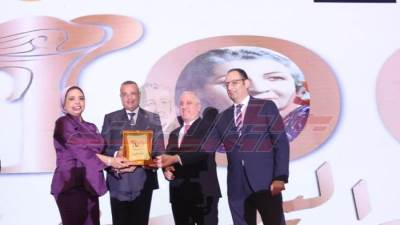 تكريم محافظ جنوب سيناء في احتفالية مئوية روزاليوسف تقديرًا لجهوده الوطنية والإعلامية