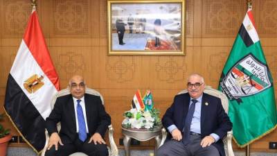 وزير العدل يزور قضايا الدولة لتقديم التهنئة بالعام القضائي الجديد 