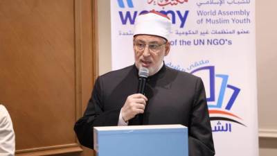 وكيل الأزهر يحذر من محاولات مستميتة لقطع الشباب عن تراثهم وتزييف وعيهم