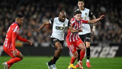 "كبير الأندلس" يواجه الروخيبلانكوس في الليجا