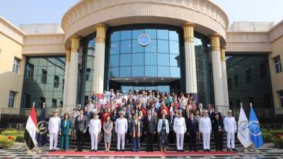 نقيب التمريض: تمكين المرأة يجسد دورها الإنساني في حماية الفئات الأولى بالرعاية