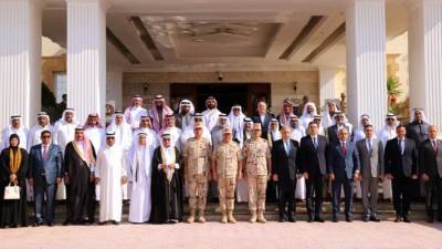 قيادة الجيش الثالث تستقبل عددًا من شيوخ وعواقل القبائل وأعضاء مجلسي النواب والشيوخ