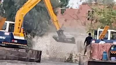 الري تواصل حملات إزالة التعديات على مجرى نهر النيل بفرع رشيد