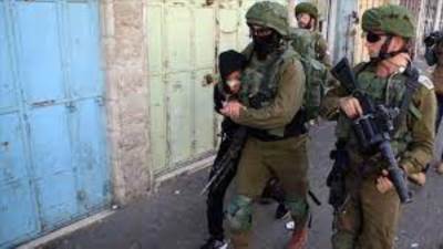 الاحتلال الإسرائيلي يعتقل 16 فلسطينيًا من الضفة الغربية