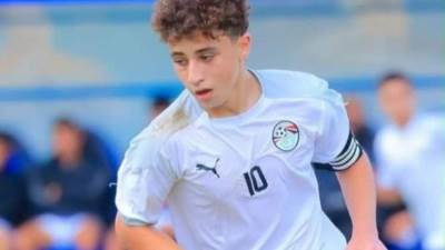 بعد عودة شتوتجارت.. هل يفرط الأهلي في "الموهوب"؟