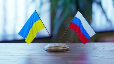 نائب الرئيس الأمريكي: خطة السلام بين موسكو وكييف من شأنها إيقاف القتال 