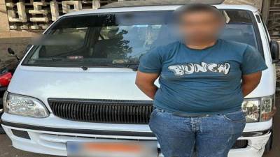 كشف ملابسات تداول فيديو بقيام قائد سيارة "ميكروباص" بالسير برعونة واستخدام هاتفه المحمول