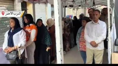  إقبال كبير للناخبين للإدلاء بأصواتهم بمنطقة الدرب الأحمر بالقاهرة 