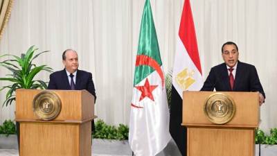 رئيس الوزراء: مجموعة مشتركة لمتابعة تنفيذ اتفاقيات الدورة التاسعة للجنة العليا المصرية الجزائرية