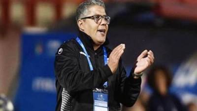 الملعب التونسي يعلن عن فسخ تعاقده مع المدير الفني شكري الخطوي