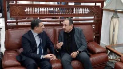 وزير قطاع الأعمال يبحث مع وزير الصحة الجزائري فرص التعاون في مجال الصناعات الدوائية