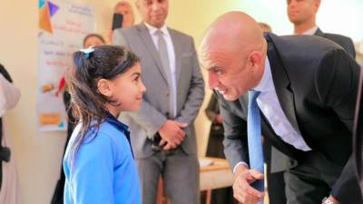 عبد اللطيف: تكثيف البرامج العلاجية للقراءة والكتابة للطلاب