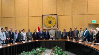 "المنشاوي" ووزارة التضامن الاجتماعي يوقعان بروتوكول تعاون لإنشاء وحدة للتضامن الاجتماعي بجامعة أسيوط التكنولوجية الدولية