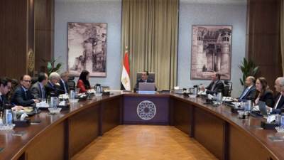 رئيس الوزراء يتابع جهود إعادة هيكلة الهيئات الاقتصادية