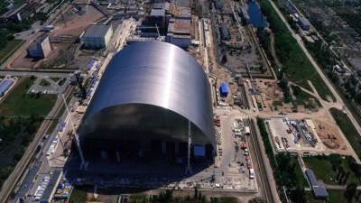 الطاقة الذرية: هيكل الاحتواء الجديد المشيد فوق تشيرنوبل فقد وظائفه الأساسية بعد استهدافه بطائرات مسيّرة روسية