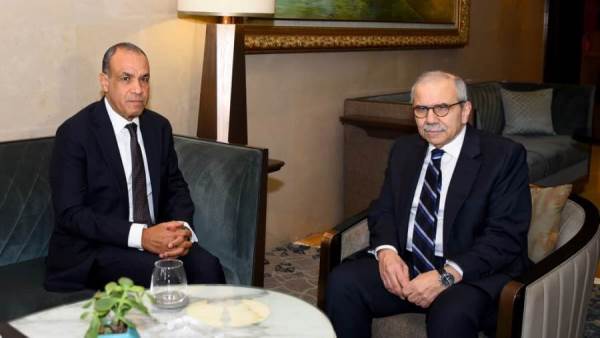 وزير الخارجية يلتقي رئيس وزراء لبنان 