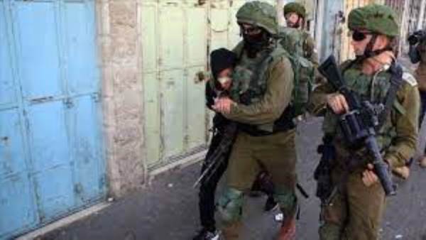 الاحتلال الإسرائيلي يعتقل 16 فلسطينيًا من الضفة الغربية