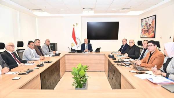  وزير الري: تطهير ١١ ألف كيلو من المصارف.. وتجريف ١.٦٠ مليون متر مكعب خلال 2025