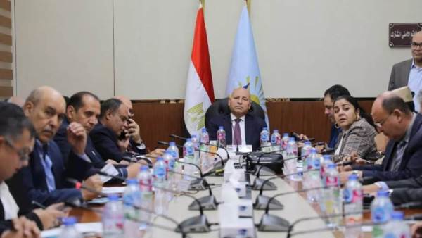 محافظ القاهرة يؤكد سير انتخابات "النواب" في جميع لجان العاصمة دون معوقات