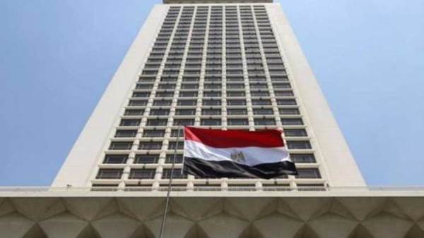 عاجل .. "الخارجية" تهيب بالمصريين مراعاة قوانين الدول الخاصة بنشر الفيديوهات