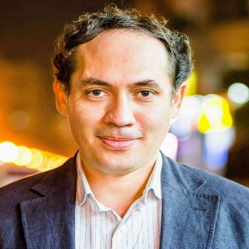 نيتشه لا يحب التوك توك